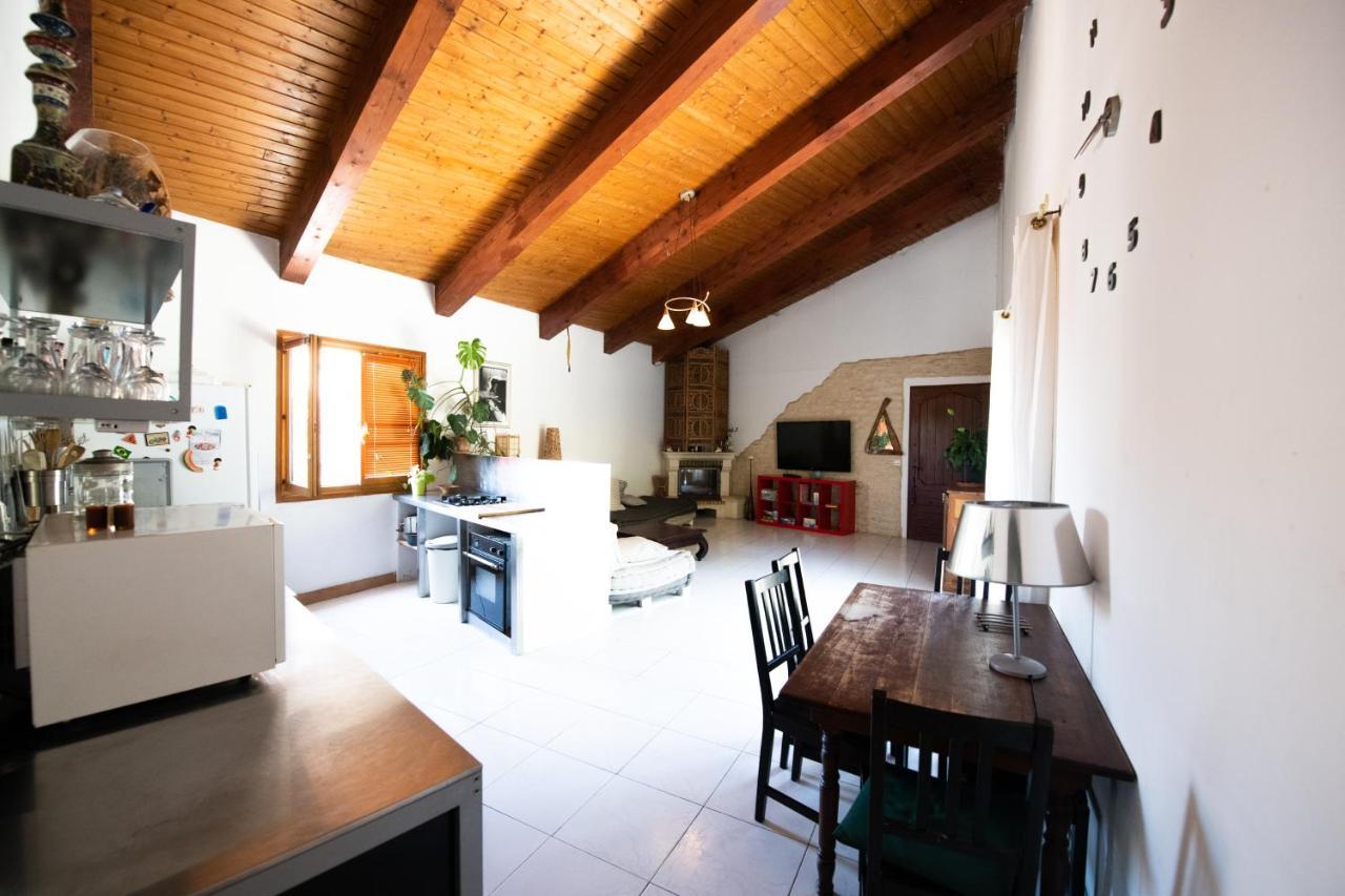 Camin Del Bosc Villa Roquefort-des-Corbières Buitenkant foto